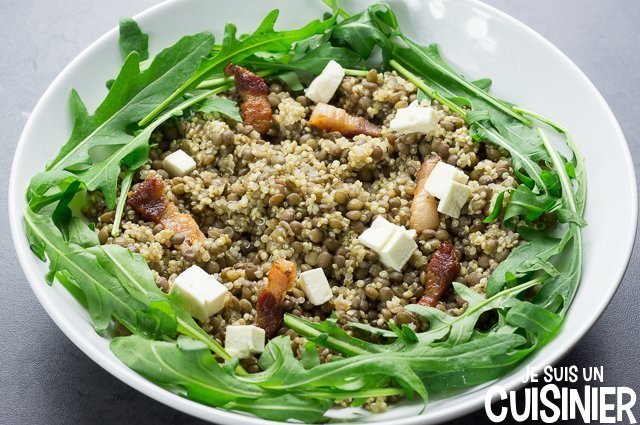 Salade de quinoa et lentilles (lardons et fromage)