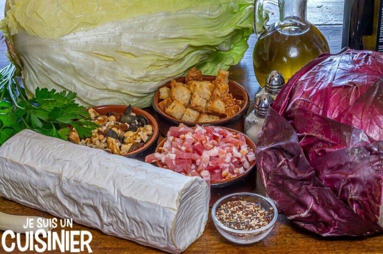 Recette de salade de chicorée rouge, pain de sucre et chèvre Recette de salade de chicorée rouge, pain de sucre et chèvre